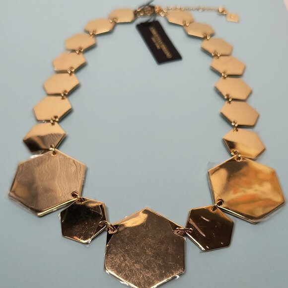 Christian Siriano Necklace Modern Geometric Hexagon Gold Tone Metalli Lo… - Picture 5 of 14